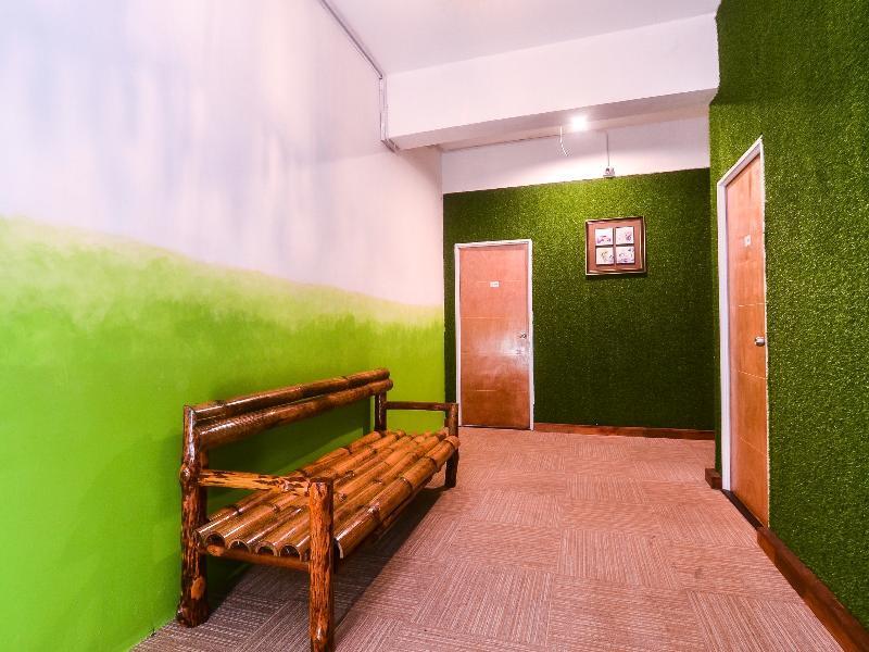 Oyo 1119 Memoire Express Hotel 古晋 外观 照片