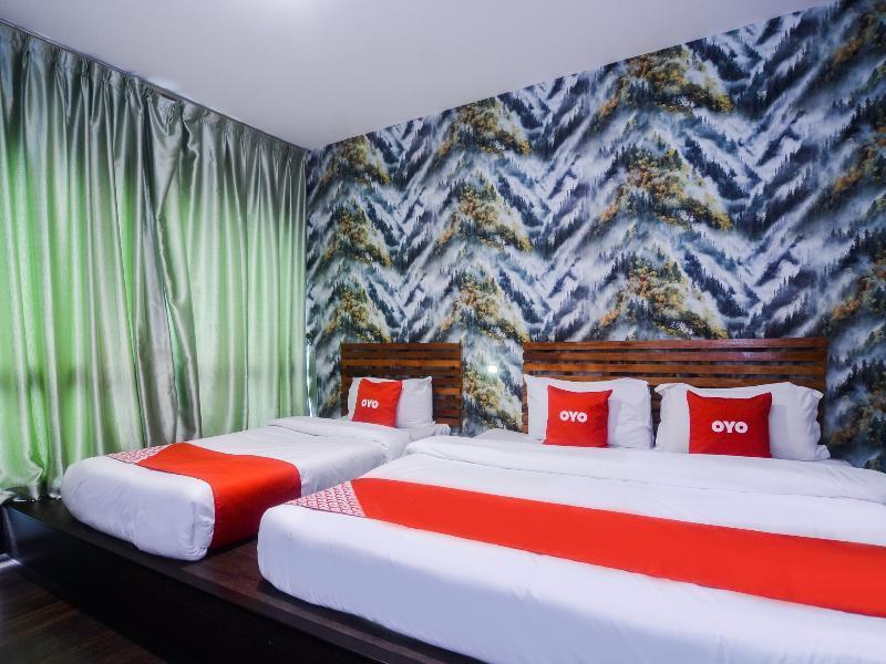 Oyo 1119 Memoire Express Hotel 古晋 外观 照片