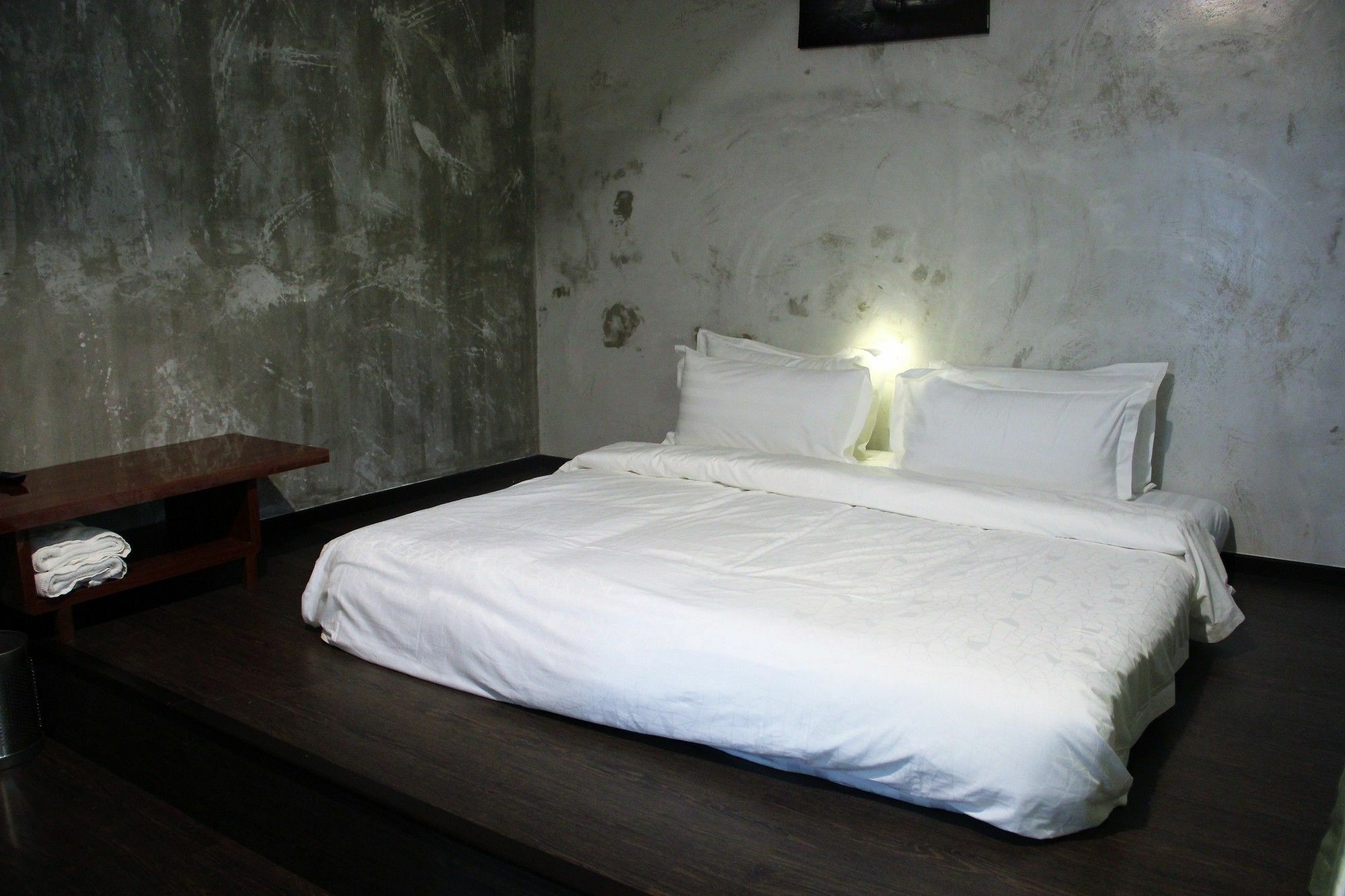 Oyo 1119 Memoire Express Hotel 古晋 外观 照片