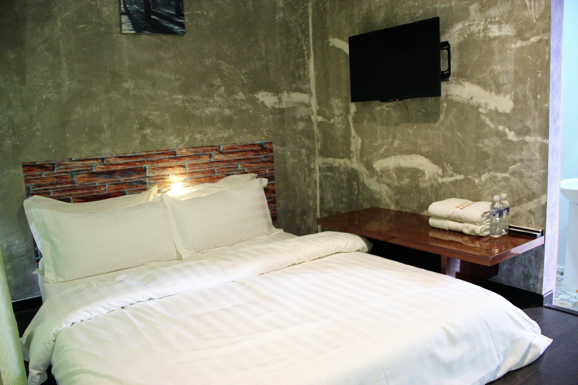 Oyo 1119 Memoire Express Hotel 古晋 外观 照片